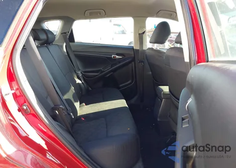 2010 Pontiac Vibe from USA, damaged, VIN 5Y2SP6E81AZ417775